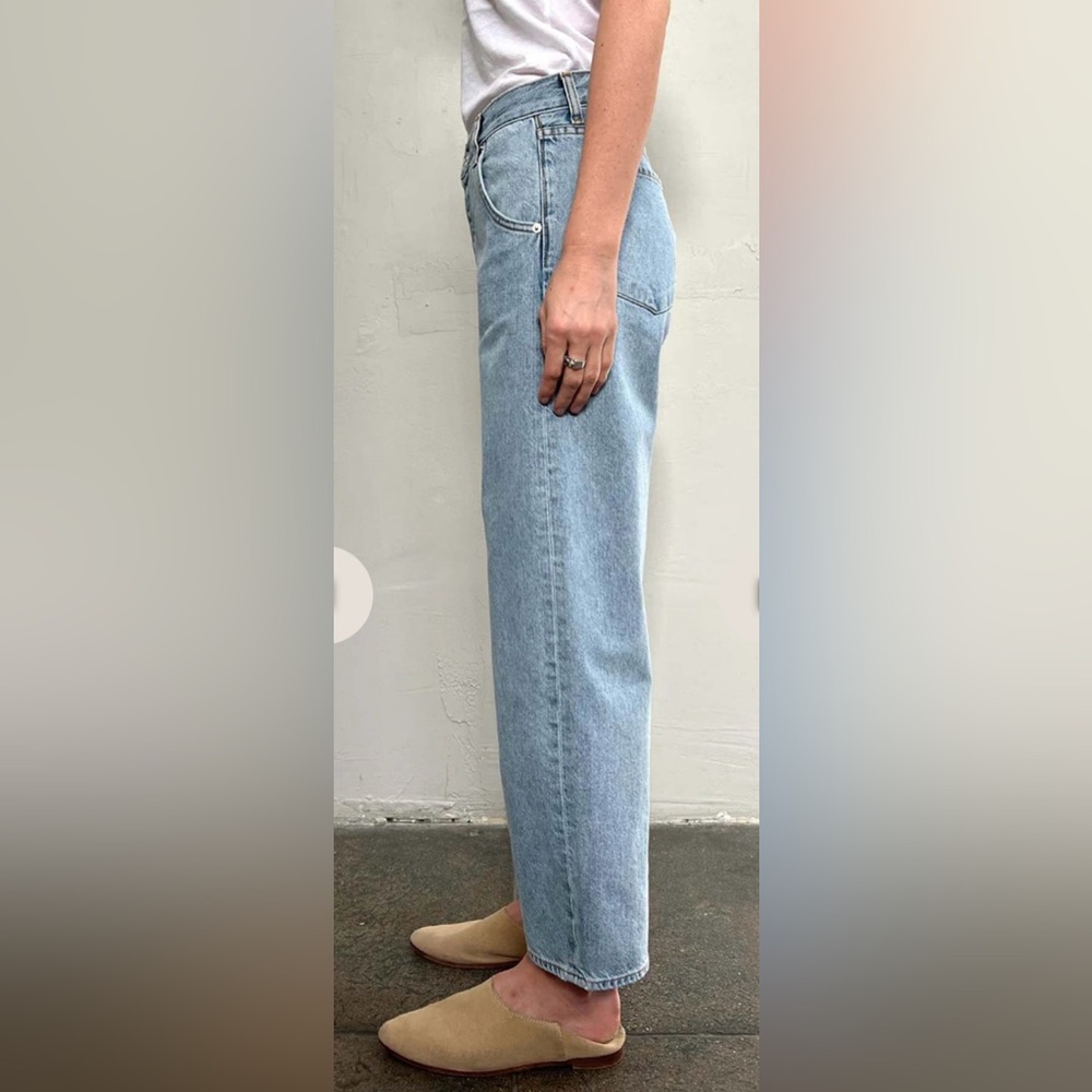 Daily Blue NWT Mantra Wide Barrel Leg Jean in Lake (light wash) - Picture 6 of 7